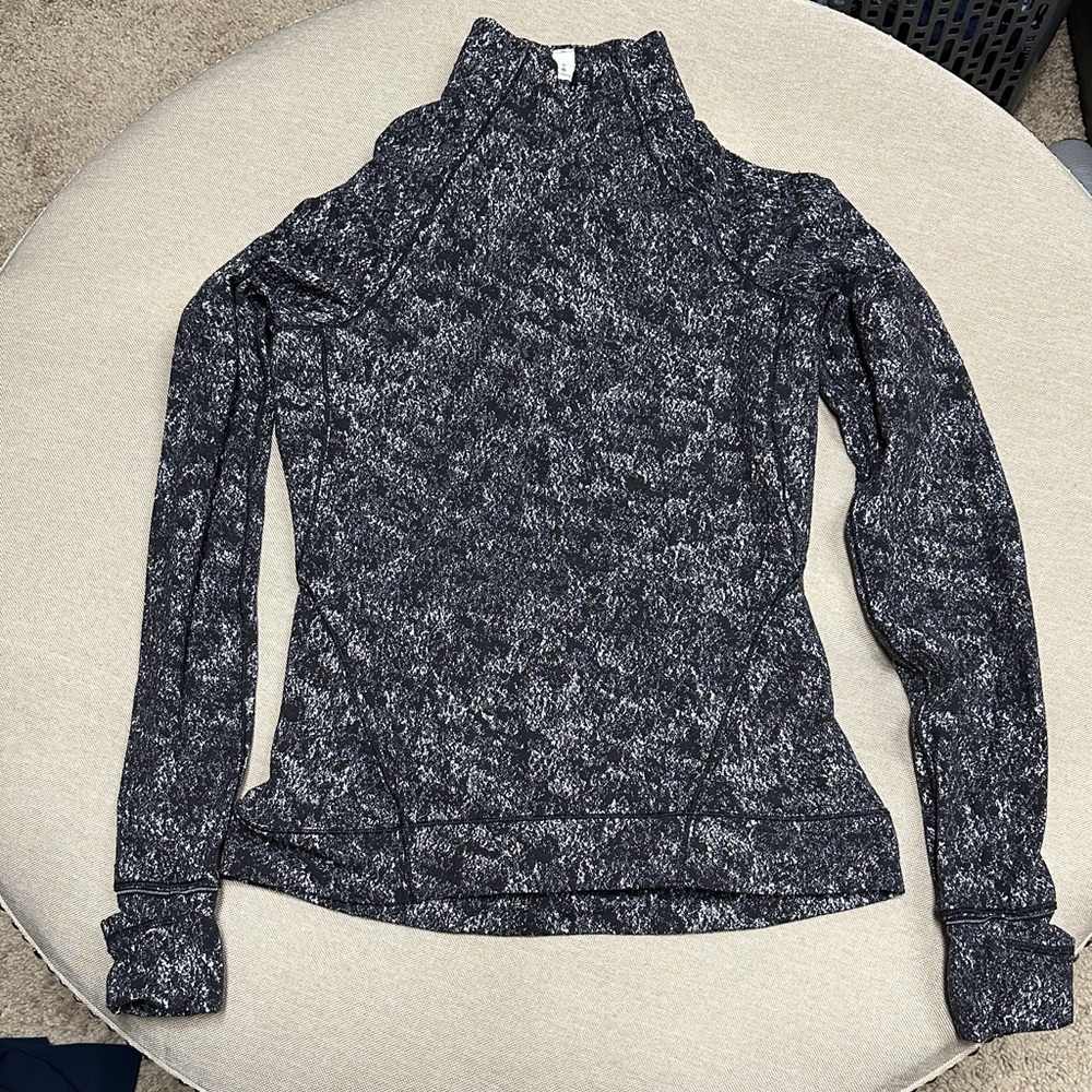 Lululemon Womens pullover